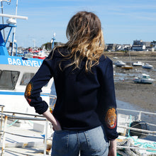 Charger l'image dans la galerie, Pull Femme Panthère Col V - Berthe Aux Grands Pieds