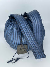 Charger l'image dans la galerie, Sac Rond Cuir - Bleu