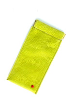 Charger l'image dans la galerie, Etui à lunettes - CLIC CLAC 521