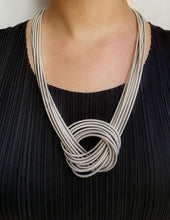 Charger l'image dans la galerie, Collier TWIST LONG