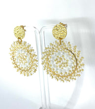Charger l&#39;image dans la galerie, Boucles/Clips d&#39;Oreilles MINI ESPAGNOLA - Blanc
